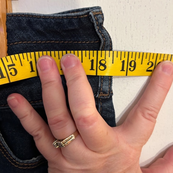 Warehouse One Size 16+ Bottoms Up Skinny Capri - Picture 5 of 13